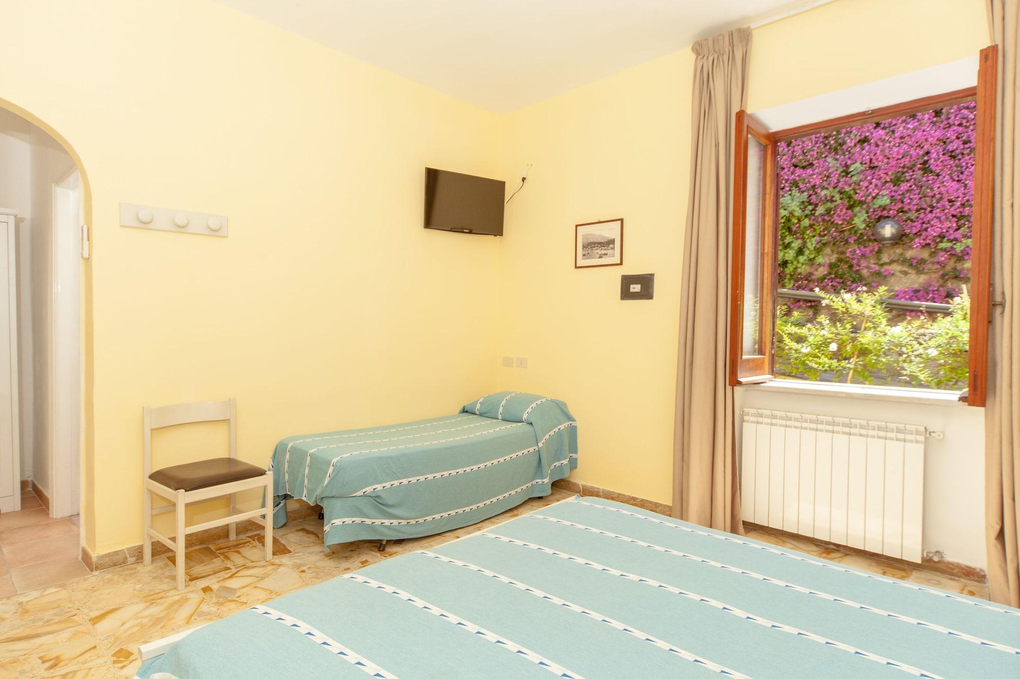 Hotel Ape Regina Casamicciola Terme Exterior photo