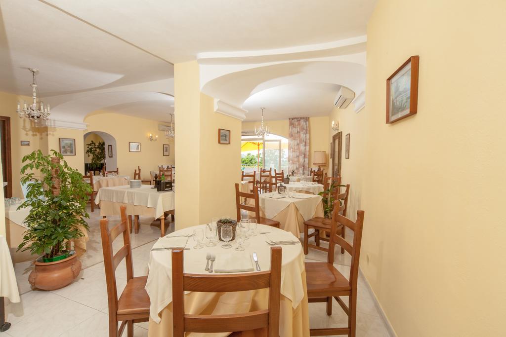 Hotel Ape Regina Casamicciola Terme Exterior photo